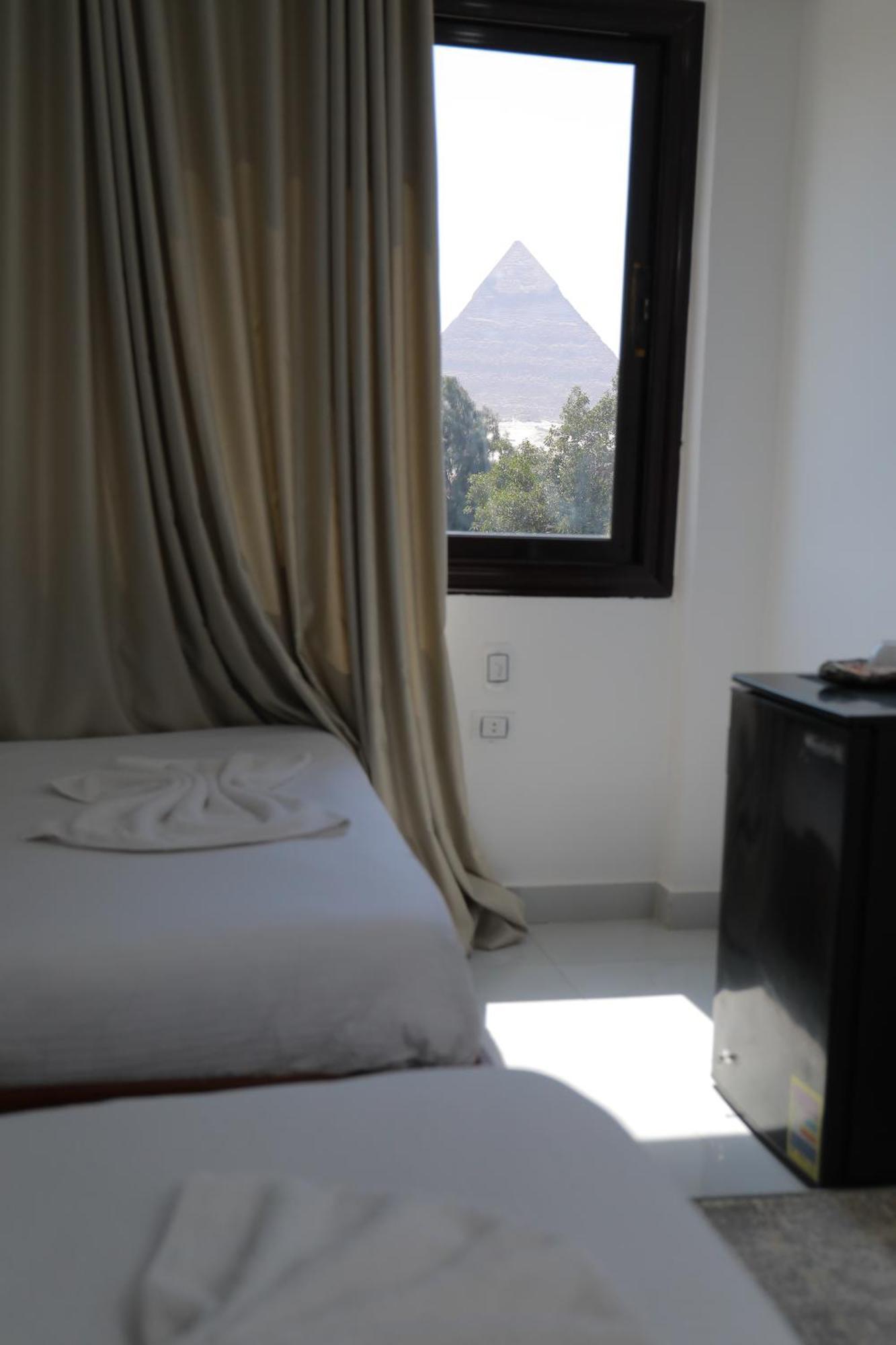 Prince Pyramids Inn Kafret el-Gabal Exteriér fotografie